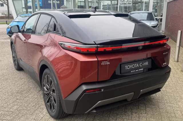 Toyota C hr (2026) thumbnail 9