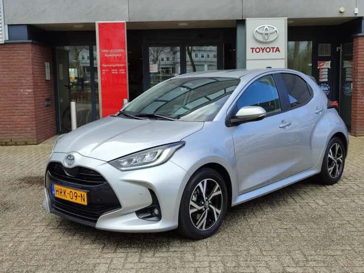 Toyota Yaris (2025) — foto 1