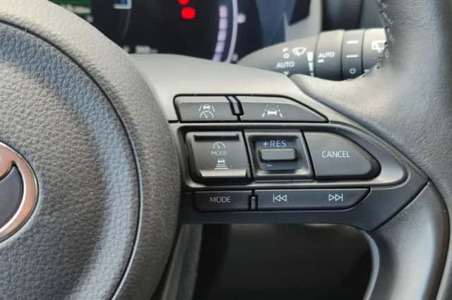 Toyota Yaris (2025) thumbnail 24