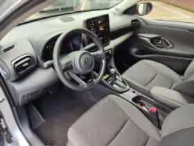Toyota Yaris (2025) thumbnail 4