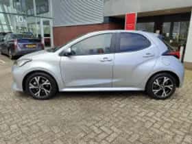 Toyota Yaris (2025) thumbnail 5