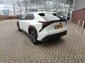 Toyota bZ4X (2024) thumbnail 88