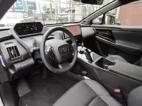 Toyota bZ4X (2024) thumbnail 89