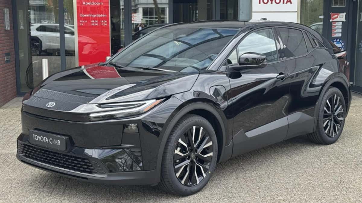 Toyota C hr (2026) — foto 1