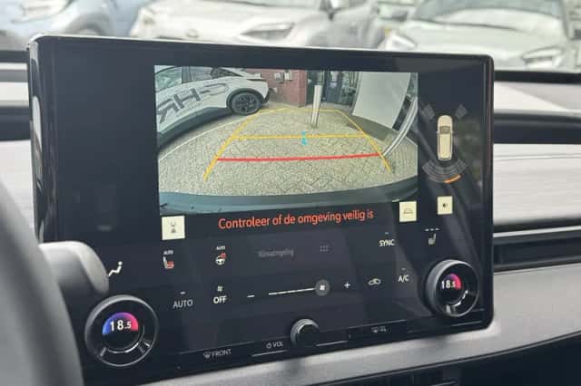 Toyota C hr (2026) thumbnail 18