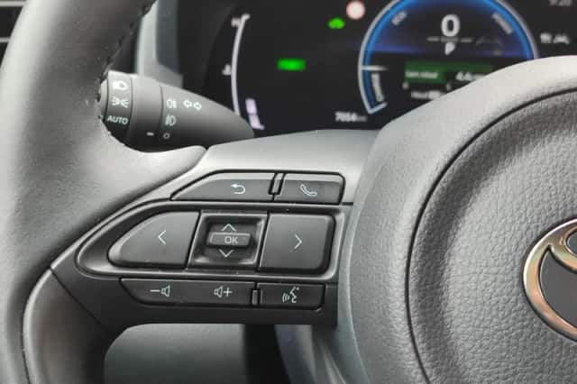 Toyota Yaris Cross (2025) thumbnail 18