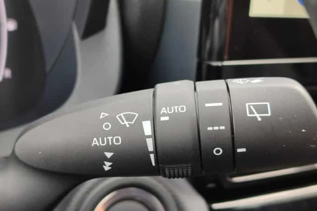 Toyota Yaris Cross (2025) thumbnail 21