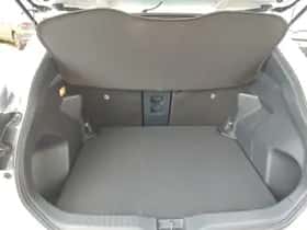 Toyota Yaris Cross (2025) thumbnail 31