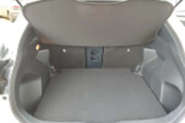 Toyota Yaris Cross (2025) thumbnail 61