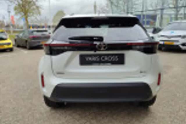 Toyota Yaris Cross (2025) thumbnail 65