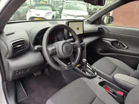 Toyota Yaris Cross (2025) thumbnail 73