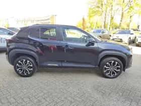 Toyota Yaris Cross (2024) thumbnail 12