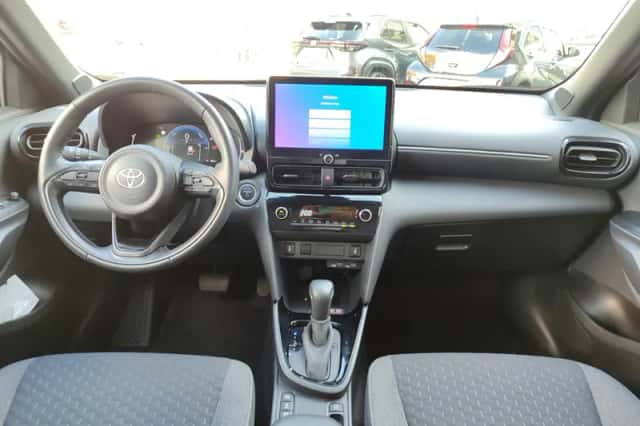 Toyota Yaris Cross (2024) thumbnail 13