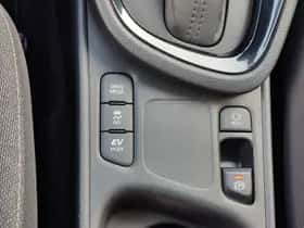 Toyota Yaris Cross (2024) thumbnail 21