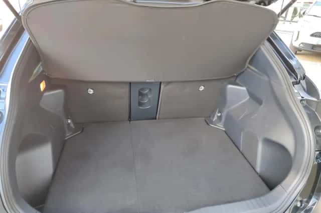 Toyota Yaris Cross (2024) thumbnail 25