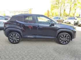 Toyota Yaris Cross (2024) thumbnail 6