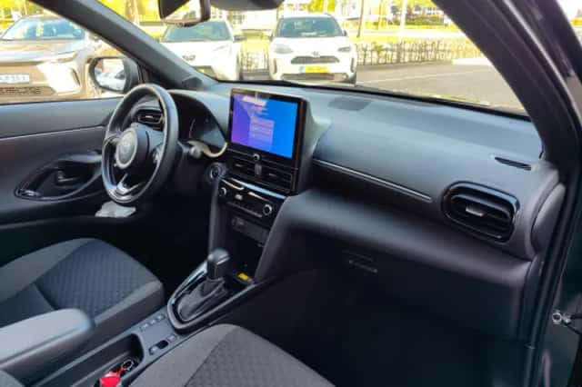 Toyota Yaris Cross (2024) thumbnail 55
