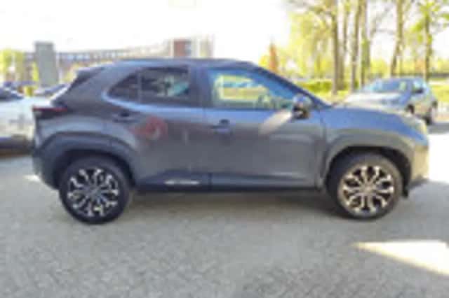 Toyota Yaris Cross (2025) thumbnail 44