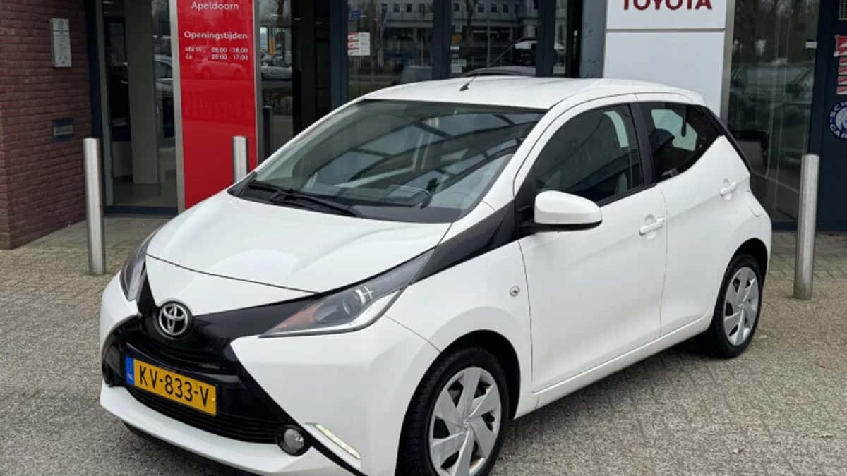 Toyota Aygo (2017) — foto 1