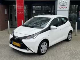 Toyota Aygo (2017) thumbnail 61