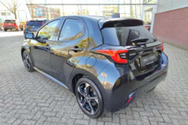 Toyota Yaris (2026) thumbnail 3