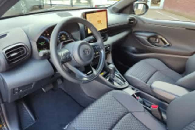 Toyota Yaris (2026) thumbnail 4