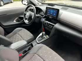 Toyota Yaris Cross (2022) thumbnail 16