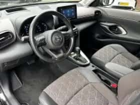 Toyota Yaris Cross (2022) thumbnail 3