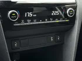 Toyota Yaris Cross (2022) thumbnail 32