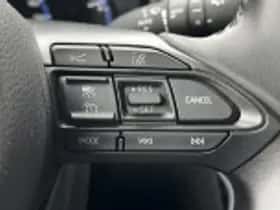 Toyota Yaris Cross (2022) thumbnail 58
