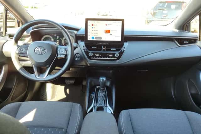 Toyota Corolla (2023) thumbnail 13