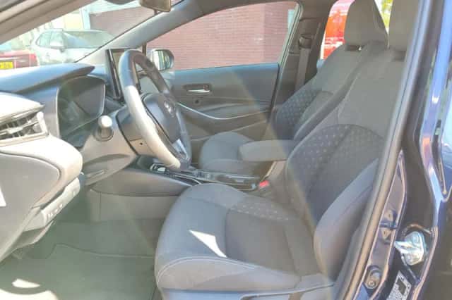 Toyota Corolla (2023) thumbnail 14