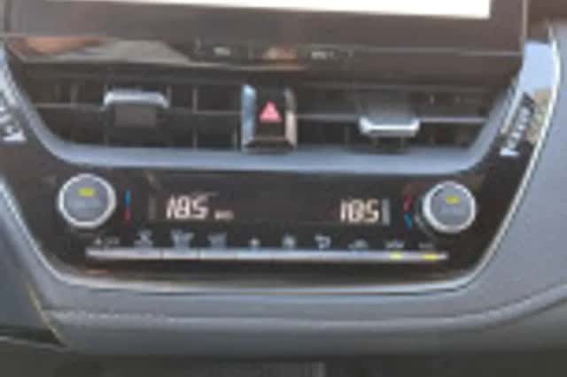 Toyota Corolla (2023) thumbnail 53
