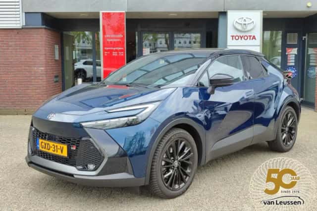 Toyota C hr (2024) thumbnail 1