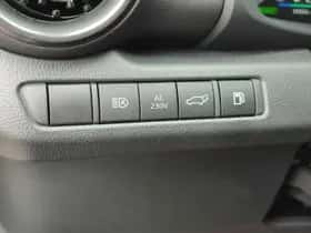 Toyota C hr (2024) thumbnail 19
