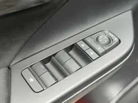 Toyota C hr (2024) thumbnail 35