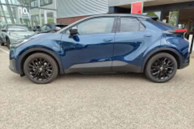 Toyota C hr (2024) thumbnail 5