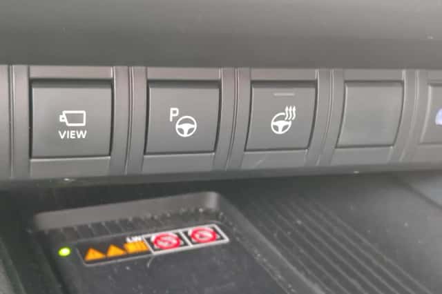 Toyota C hr (2024) thumbnail 45