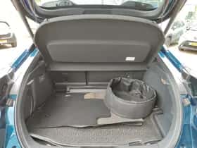 Toyota C hr (2024) thumbnail 48