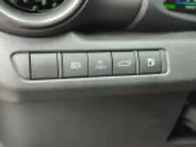 Toyota C hr (2024) thumbnail 63
