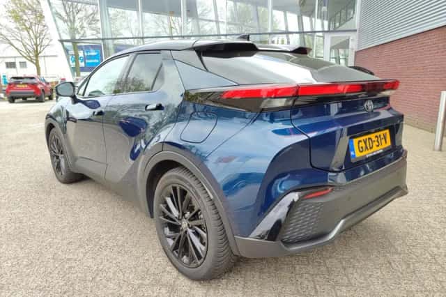 Toyota C hr (2024) thumbnail 9