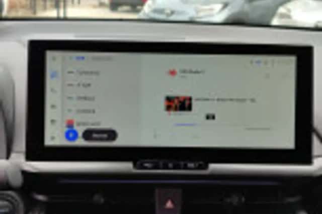 Toyota C hr (2024) thumbnail 81