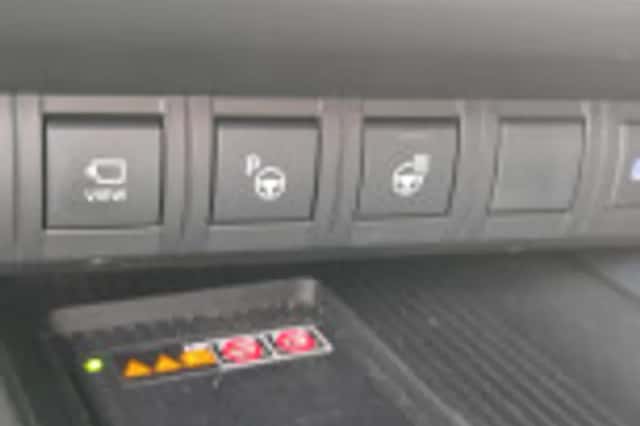 Toyota C hr (2024) thumbnail 89
