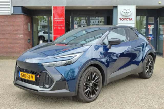 Toyota C hr (2024) thumbnail 100