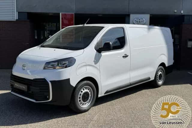 Toyota Proace (2026) thumbnail 1
