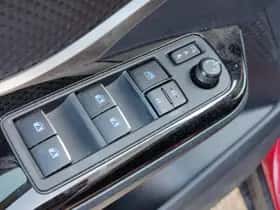 Toyota C hr (2018) thumbnail 17