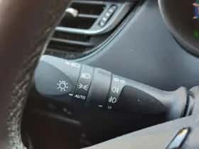 Toyota C hr (2018) thumbnail 23