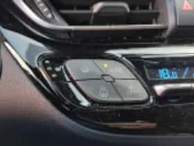 Toyota C hr (2018) thumbnail 68