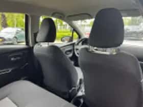 Toyota Yaris (2018) thumbnail 47
