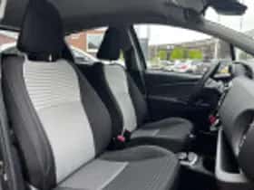 Toyota Yaris (2018) thumbnail 48